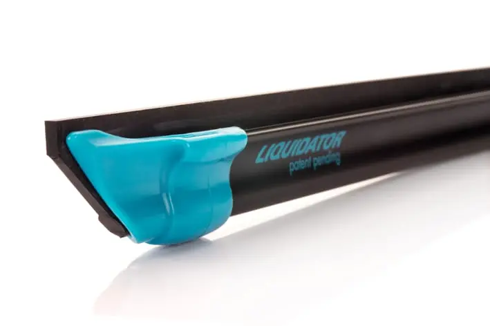 LIQUIDATOR TERGIVETRO CON GOMMA SOFT CM 35